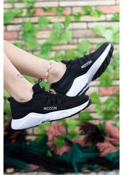 Erkek Sneaker – Ortopedik Tabanlı, Su ve Soğuğa Dayanıklı, Kaymaz Tabanlı, Bağcıklı Spor Ayakkabı