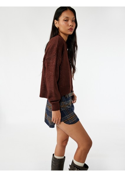 Uzun Kollu Bisiklet Yaka Asimetrik Kesim Triko Kazak fiyatları