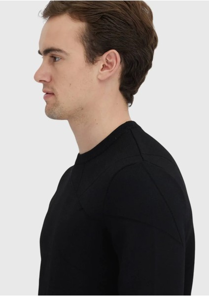 Siyah Bisiklet Yaka Jakarlı Triko Kazak fırsatları