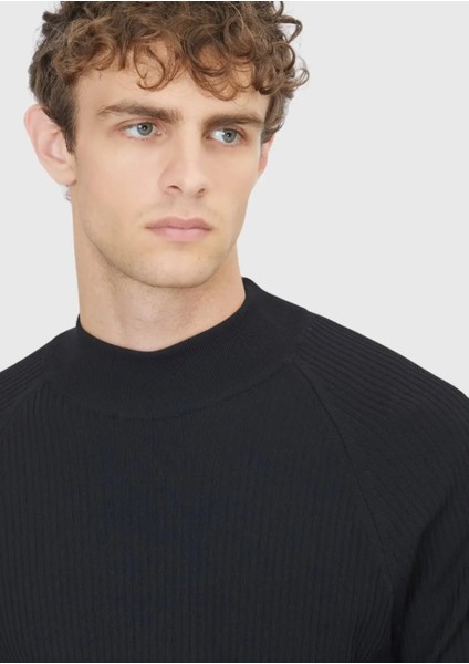 Siyah Yarım Balıkçı Yaka Fitilli Triko Kazak fırsatları