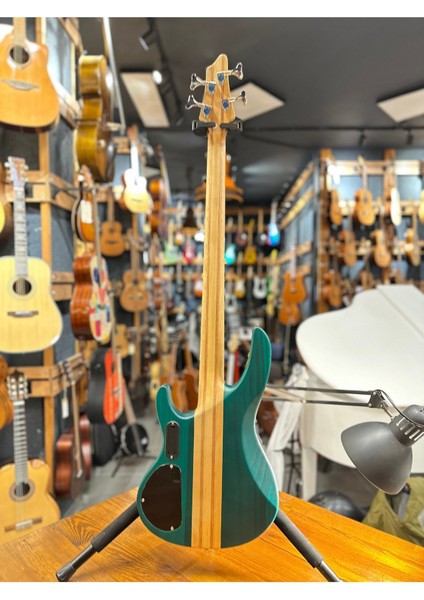 B04- gr 4 Telli Altif Bass Gitar Yeşil Renk indirimleri