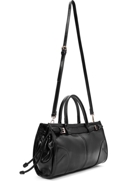 Kadın Siyah Uzun Askılı Kol Çantası 25ABD242023