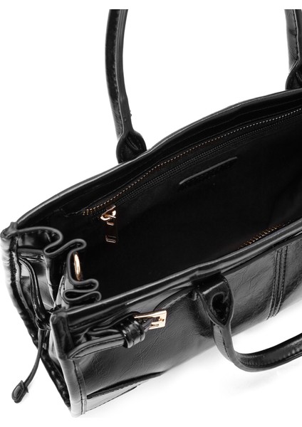 Kadın Siyah Uzun Askılı Kol Çantası 25ABD242023