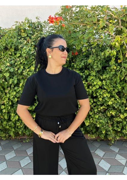 Dilvin Siyah Dekoratif Yaka Premium Tişört fiyatları