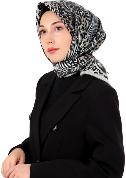 Su Yeşil Zebra Leopar Desen Twill Ipek Eşarp