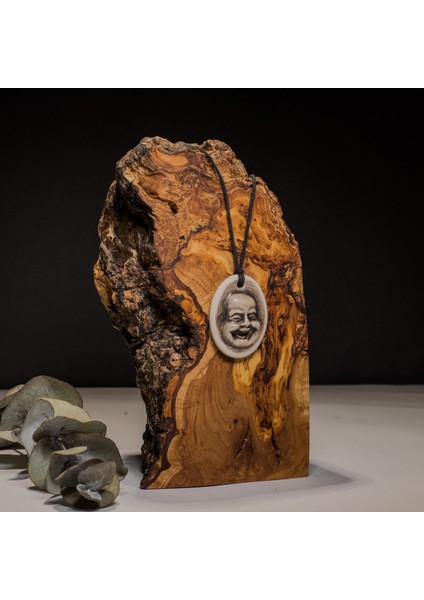 Gülümseyen Yüz Seramik Kolye – Stres ve Denge Kolyesi fiyatları