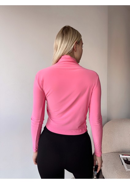 Kadın Bluz Uzun Kollu Dik Yaka Büzgü Detaylı Likralı Sandy fırsatları