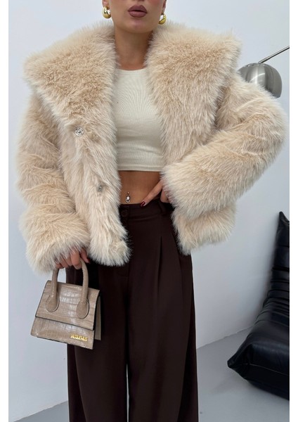 Kadın Kürk Şık Geniş Yaka Astarlı Çıtçıt Düğmeli premium kürk