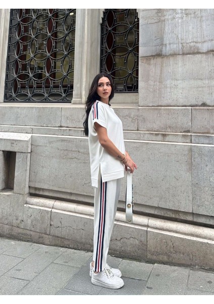 Modal Kumaş Şeritli Eşofman Takım