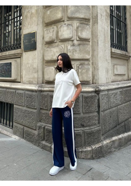 Gül Nakışlı Garnili Şerit Detaylı Modal Kumaş Eşofman Takım modelleri