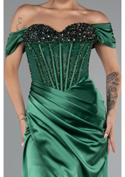 Kayık Yaka Taşlı Balen Uzun Saten Abiye ABU5130 modelleri