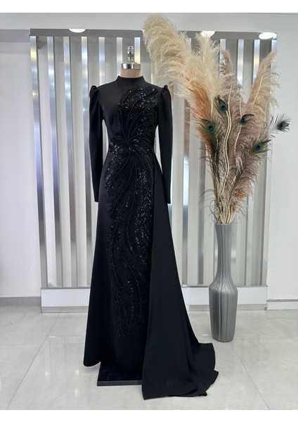 Kuyruklu Saten Abiye Elbise