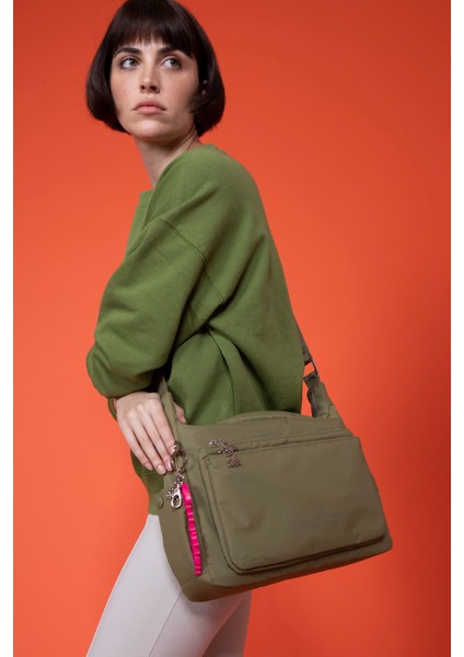 Unıted Colors Of Benetton Kadın Çapraz Çantası BNT_1458