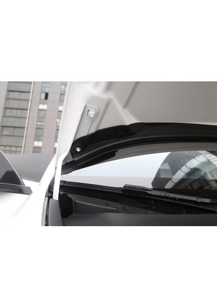 Tesla Model Y ile Uyumlu Ön Kaput Içi Su Toz Koruyucu Şerit modelleri