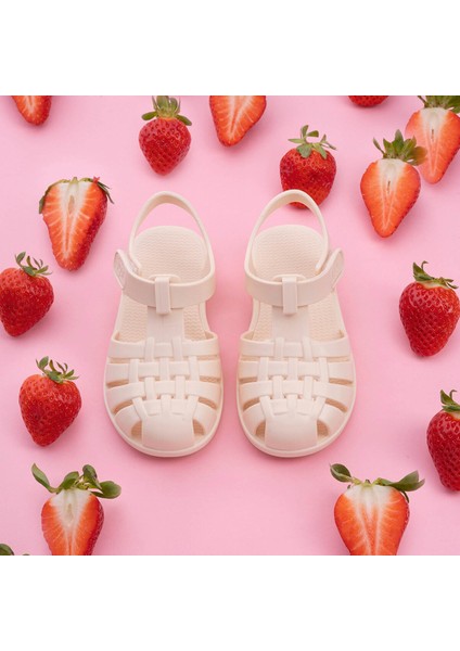 Kız Çocuk PVC Sandalet – Yuvarlak Burunlu, Cırt Cırtlı, Kauçuk Tabanlı, Yaz ve Günlük Kullanıma Uygun