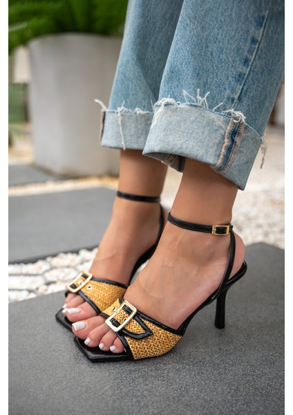 Treador Siyah Hasır Detay Tokalı Kadın Topuklu Ayakkabı fiyatları