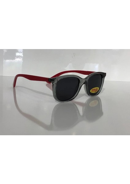 MOD4913 C0531 42 Polarize Çocuk Güneş Gözlüğü fırsatları