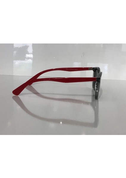 MOD4913 C0531 42 Polarize Çocuk Güneş Gözlüğü indirimleri