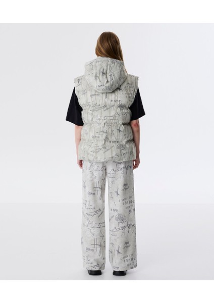 Slogan Baskılı Puffer Yelek TW6250012168018 fırsatları