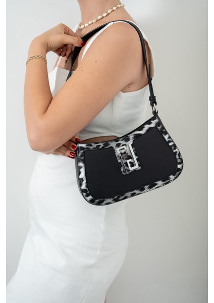 Leopar Siyah SP1132 Kadın Çapraz Çanta