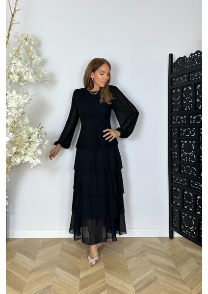 G1535 Eteği Katlı Kol Detaylı Şifon Elbise Siyah fiyatları