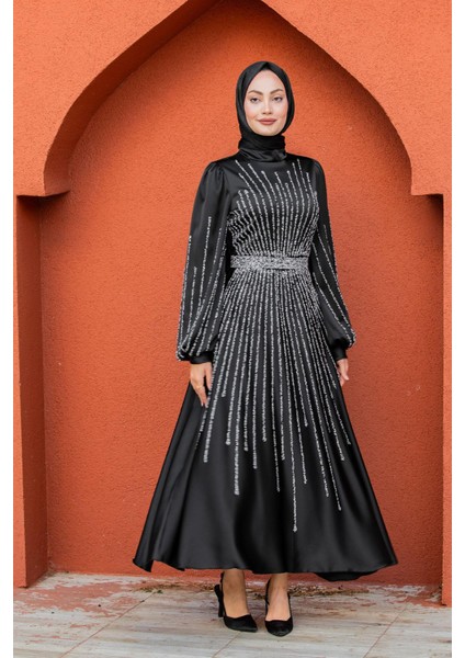 Eva Taşlı Saten Tesettür Abiye-Siyah fırsatları