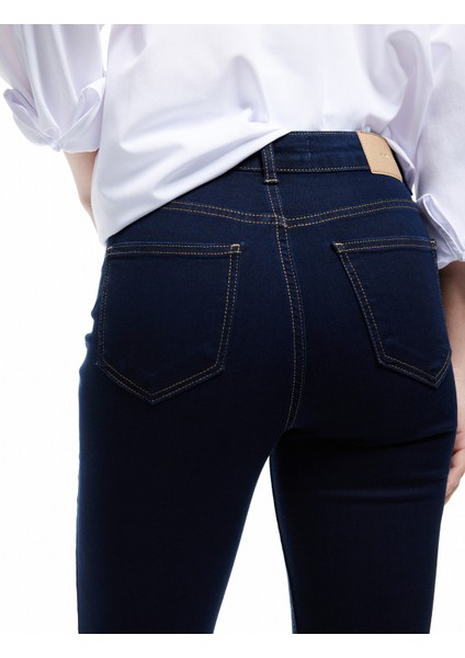 Yüksek Bel Dar Paça Toparlayıcı Jean Pantolon - Skinny Jeans modelleri