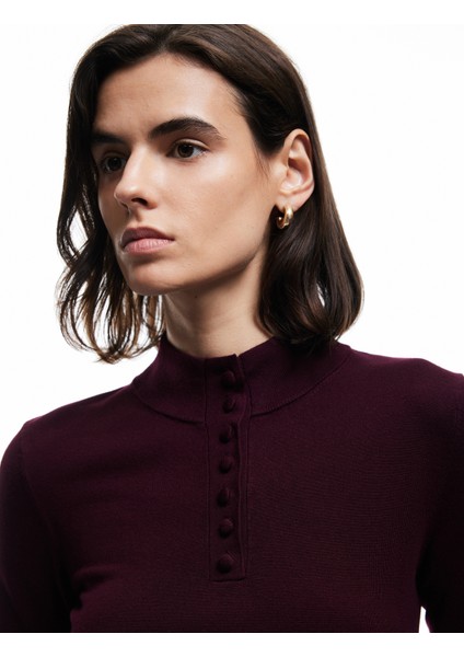 Hafif Dik Yaka Yarım Düğme Detaylı Uzun Kollu Triko Basic Kazak