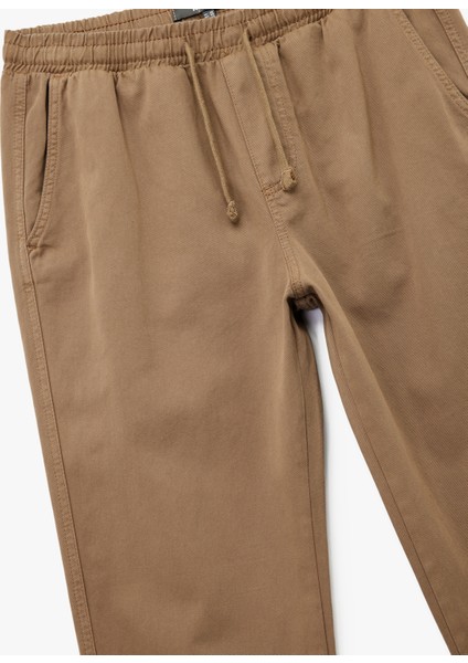 Pamuklu Cep Detaylı Beli Bağcıklı Pantolon modelleri