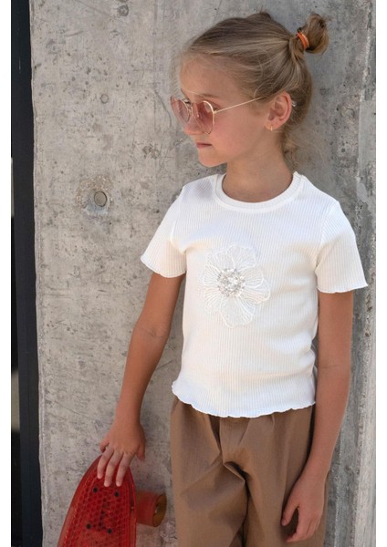 Kız Çocuk Tişört Tül Çiçek Armalı Boncuk Aksesuarlı Kemer Boy 8-14 Yaş, Ekru fiyatları