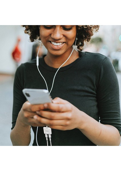 OT46 2‑in‑1 Lightning → Type‑C & AUX Adaptör – Tak‑Çalıştır, Ses + Şarj / Veri Destekli modelleri