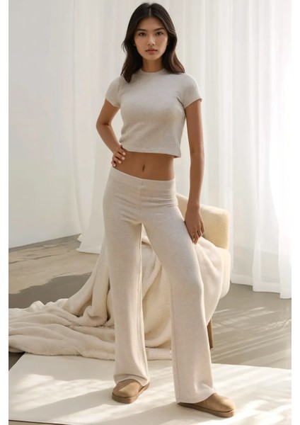 Kadın Slim Fit Triko Crop Bluz Natural modelleri