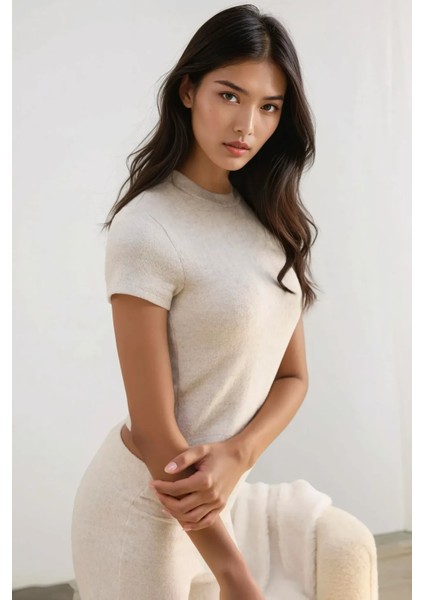 Kadın Slim Fit Triko Crop Bluz Natural indirimleri