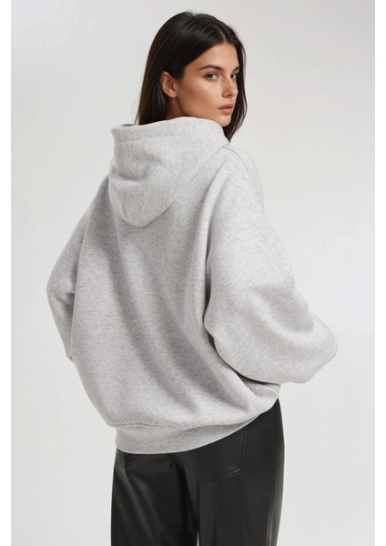 Kadın Oversize Baskılı Kapüşonlu Sweatshirt Gri indirimleri