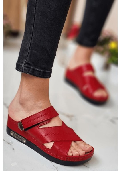 Budi Kadın Şık Konforlu Günlük Terlik Anatomik Ortopedik Taban Suni Deri Anne Dışarı Ev Terliği modelleri