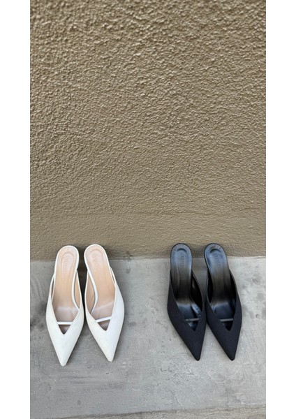 Sivri Burun Siyah Keten Dekolteli Topuklu Ayakkabı fırsatları