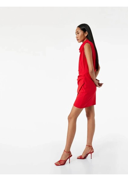 Drapeli Kolsuz Degaje Yaka Mini Kırmızı Kadın Elbise 6WAK80039UW fiyatları