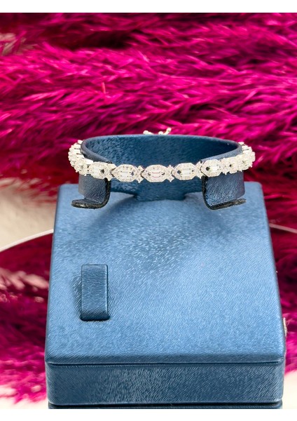 925 Ayar Gümüş Spor Baget Sıralı Taşlı Trend Kadın Bileklik fırsatları