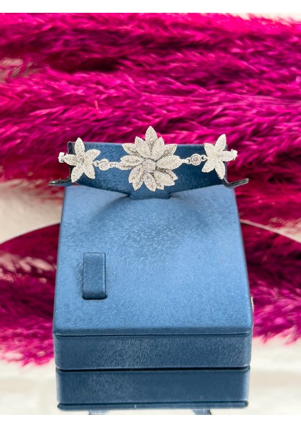 925 Ayar Gümüş Zirkon Taşlı Özel Üretim Lüks Kadın Bileklik