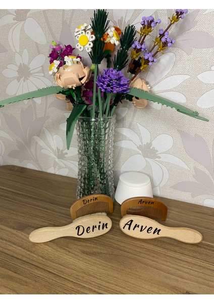 Ikiz Bebekler Için Isme Özel Lazer Yazım 4'lü Set %100 Keçi Kılı Saç Fırçası ve Şimşir Tarak Seti