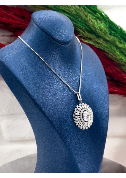 925 Ayar Gümüş Iri Boy Zirkon Taşlı Zarif Kadın Kolye fiyatları