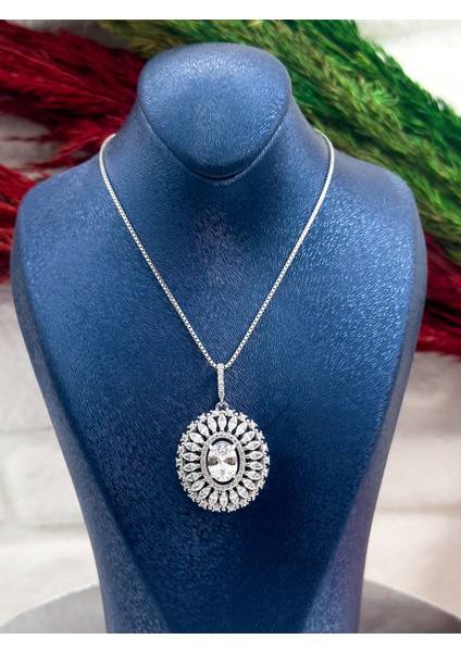 925 Ayar Gümüş Iri Boy Zirkon Taşlı Zarif Kadın Kolye modelleri