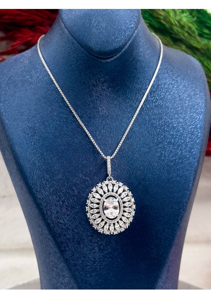 925 Ayar Gümüş Iri Boy Zirkon Taşlı Zarif Kadın Kolye fırsatları