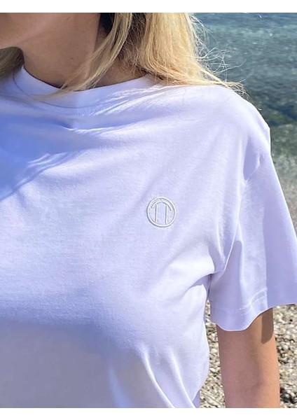 Regular Fit Bisiklet Yaka %100 Pamuk Kısa Kol Unisex Basic Beyaz Tişört indirimleri