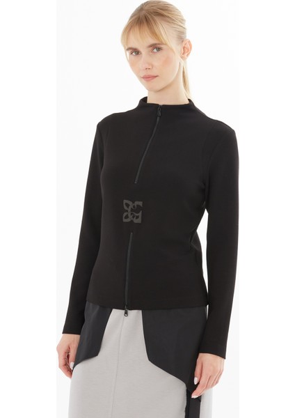 Yakası Fermuarlı G Logo Baskılı Bluz