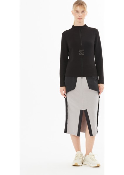 Yakası Fermuarlı G Logo Baskılı Bluz fiyatları