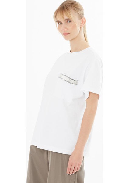 Cep Detayı Aksesuar Işlemeli T-Shirt fiyatları