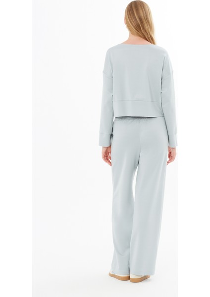 Aksesuarlı Nakışlı Bluz fırsatları