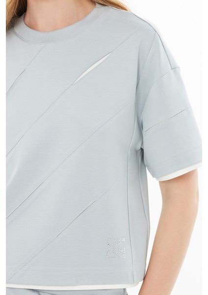 Kesik Detaylı Garnili Bluz modelleri