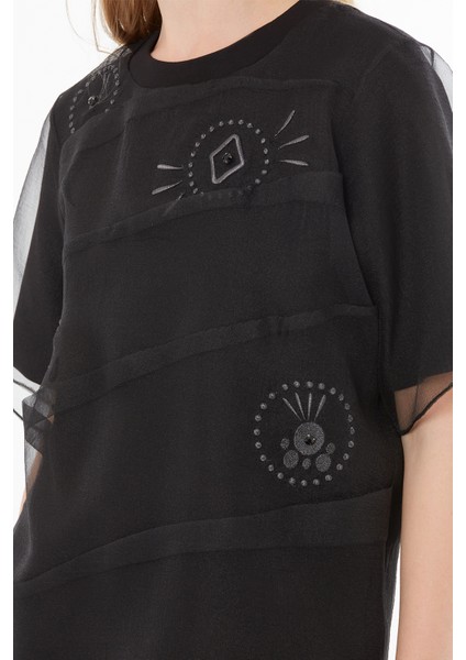 Transparan Detaylı Nakışlı Işlemeli Bluz modelleri